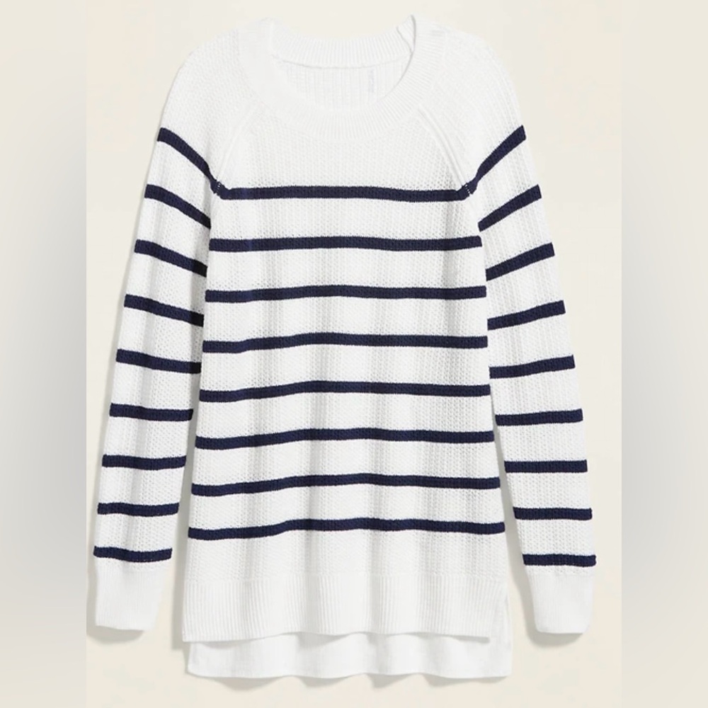 Women Old Navy black/white striped sweater size large